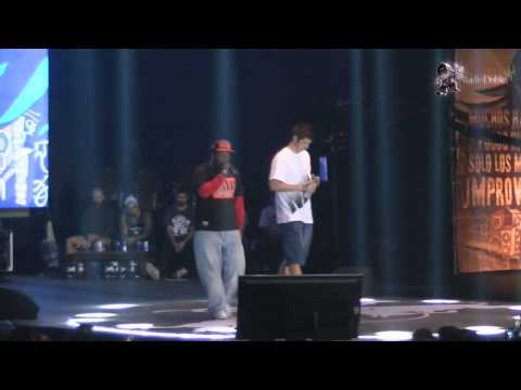 Chuty vs Doggy Fresh-Batalla de los Gallos 1ra Ronda Internacional 2013-RadioDobleHH en MultipolarFM