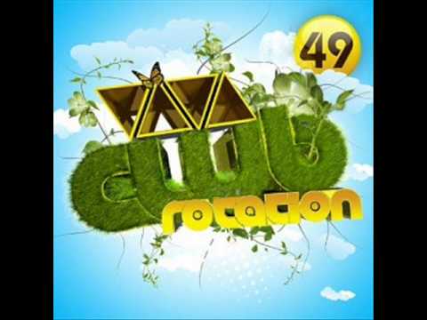 Mick Lion - Yeah3x (Tobasco Edit) on VIVA Club Rotation 49!