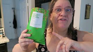 Brandless Partially Popped Popcorn Dill Pickle Review
