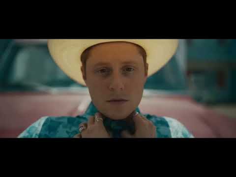 Outer Range   Kissing Scenes — Autumn and Billy Imogen Poots and Noah Reid   1x07 1x08