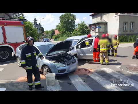 Wypadek na skrzyżowaniu Klasztornej z Traugutta w Szczecinku