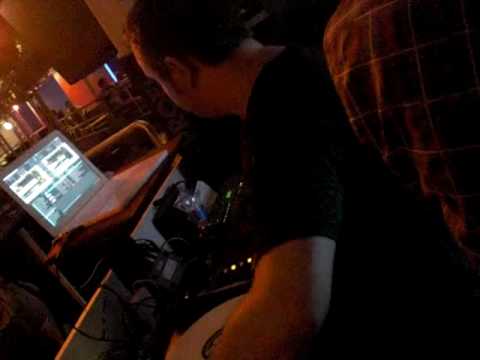 GIAVA DJ -9 luglio 2010 -- MI-TEK @ CAFE' SOLAIRE [tarantula].MOV