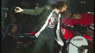 Pearl Jam: Hide Your Love Away/Gimme Some Truth (Live)