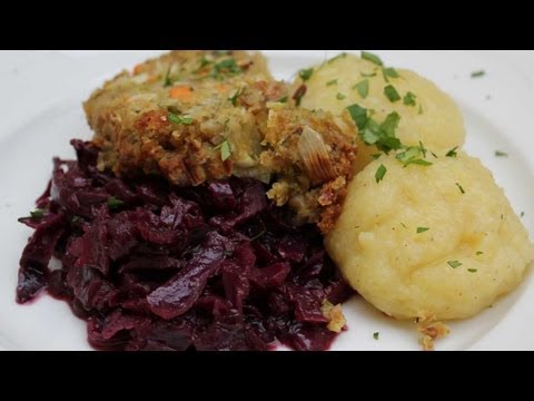 TierheimTV kocht vegan - Maronenbraten mit Rotkohl und Kartoffelklößen