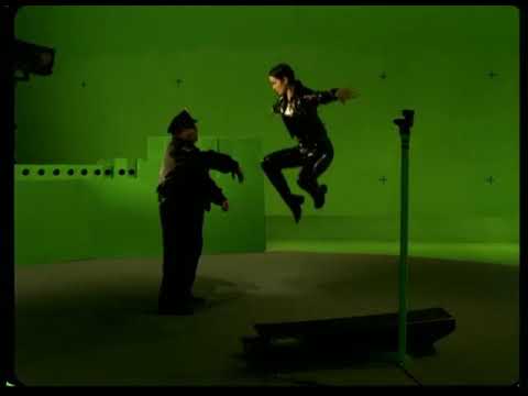 Trinity escapes 'The Matrix' Behind The Scenes