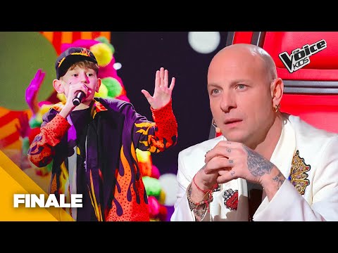 Riccardo con “Penso Positivo” di Jovanotti porta un messaggio importante | The Voice Kids 3 Finale