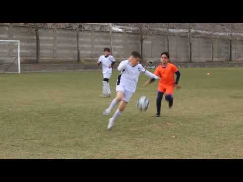 Academia 12 2 Academia 12 3 2-2