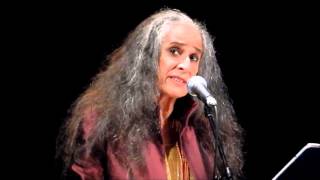 Gente Humilde - Maria Bethânia - Pátio dos Encontros 07/04/2016 (by JLima)