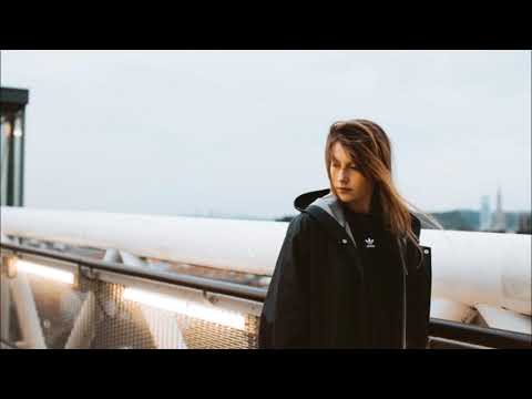 Charlotte de Witte - Form