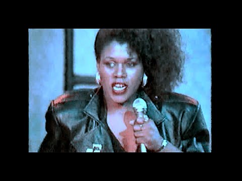 ..DIONNE..1 Song...Live!!