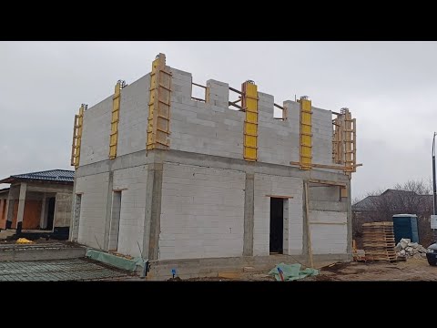 Construcție casă ! ( etapa 4 : zidărie , stâlpi etaj + terasă)