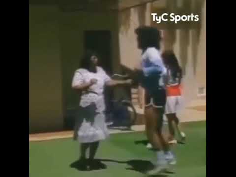 Por amor al arte - Abel Pintos. Video de TyC Sports dedicado a MARADONA
