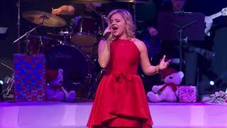 Kassidy King singing Mary, Did You Know