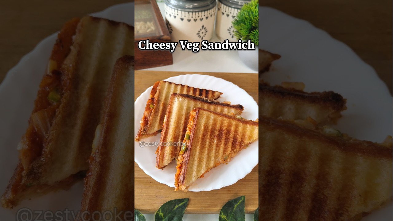 Veg Cheese Grilled Sandwich 🥪 #shorts #sandwich #recipe #shortsfeed #viral