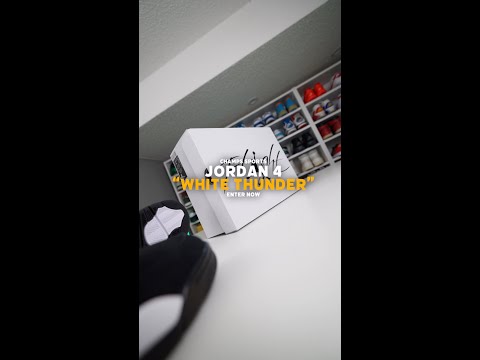 Early look of the Air Jordan 4 'White Thunder' 👀