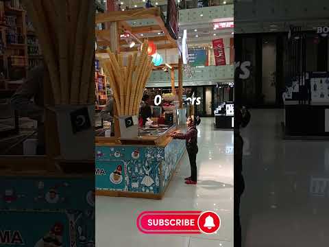 Turkish ice cream 🍦 now in Quetta #viralvideo #enjoyment #vlog #icecream