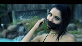 Samu - She Know's What She's Doing (Official Video)