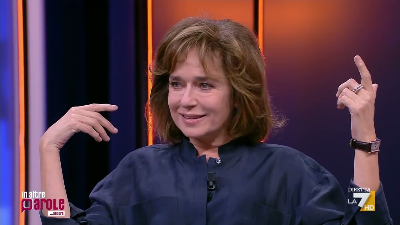 L'intervista a Valeria Golino: "Sono un'attrice di mezza età, ma una giovane regista"