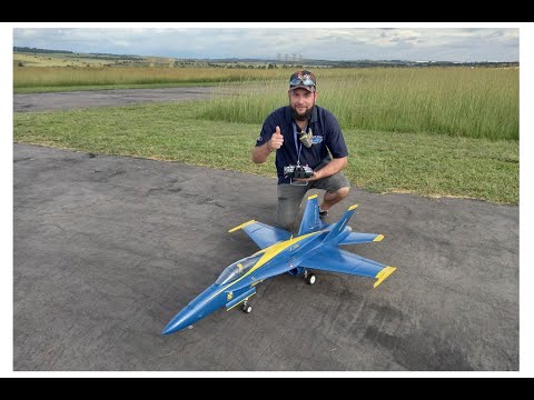 Heinrich Weyers doing manoeuvres with his Freewing F18 EDF Jet (1080HD)