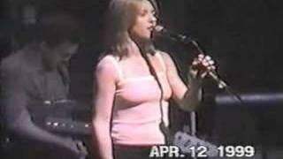 Liz Phair - Dance of the Seven Veils Live 04/12/99