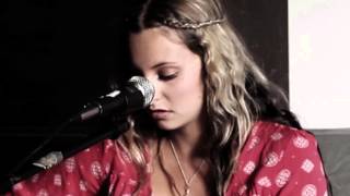 The Night You Packed Your Bags - Collette Andrea (Live @ Aspetta Caffe in Toronto)