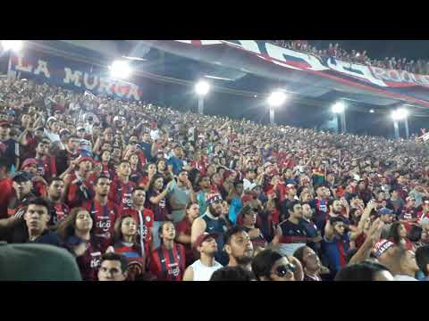 "Esta es la hinchada mas grande del Paraguay - DELIRIO TOTAL - vs atlet. Mineiro" Barra: La Plaza y Comando • Club: Cerro Porteño