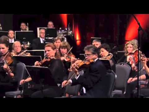 Pedro Diaz plays Dvorak's New World Symphony