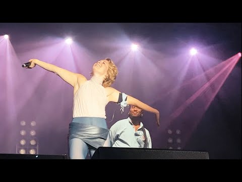 Maggie Rogers - I’ve Got A Friend (live in Asheville)