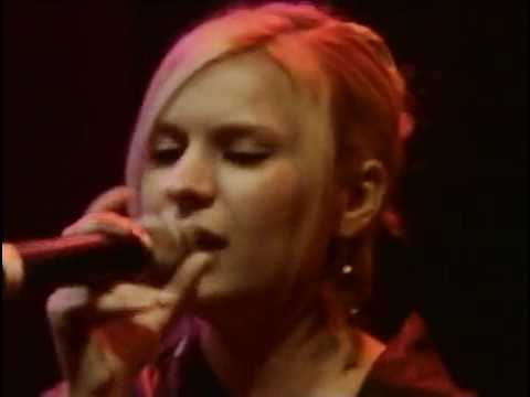 AMOR LIBRE  - NACH con SHUGA WUGA