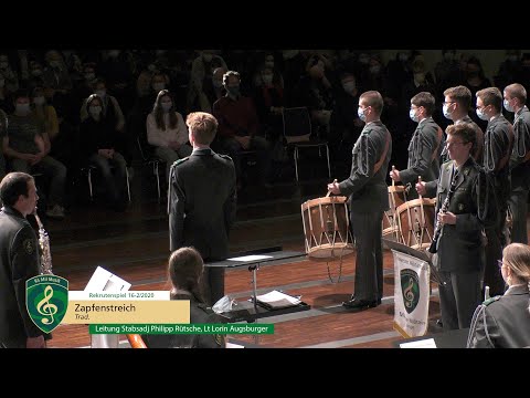 Zapfenstreich - Traditional