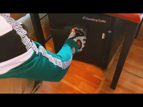 Amir Grabiel  - Bad Behaviour (Official Music Video)