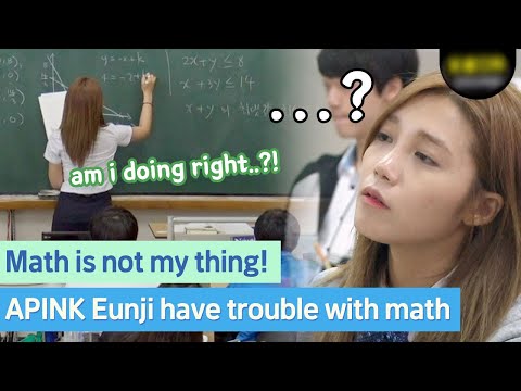 APINK Eunji trying to solve the math problems😵
