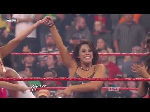 WWE Raw 2009 Team Mickie James vs Team Michelle McCool