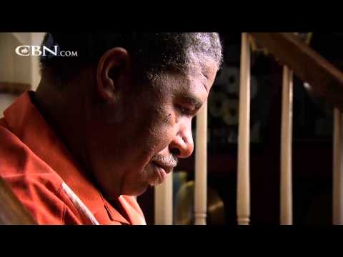 700 Club Interactive: Dream Big - Nov.13, 2013