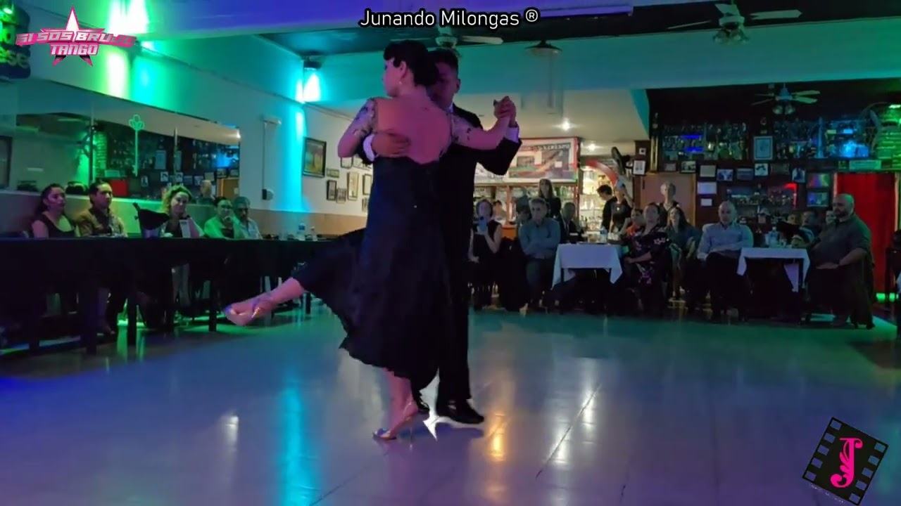 Video thumbnail for JORGE LOPEZ & SANDRA NACCACHE || El camino de las casuarinas (Gustavo Mozzi)