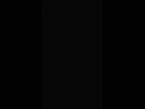 Le  mec qui rit  comme un  rat