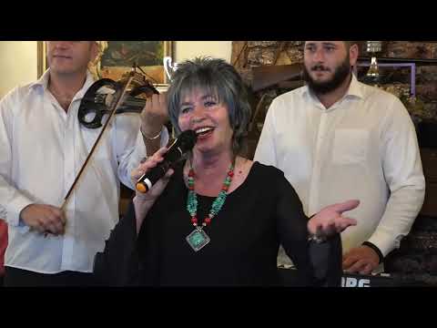 Jovanka Dovatov - Imam i ja breze svoje - Folk Parada 2021. Bijeljina - Extra Stars