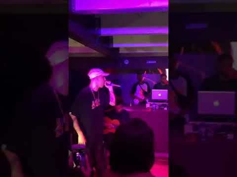 Delacruz Cantando 4 da Manhã!!