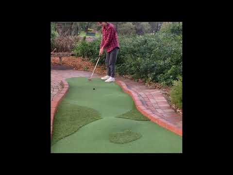 Mini-Golf Return
