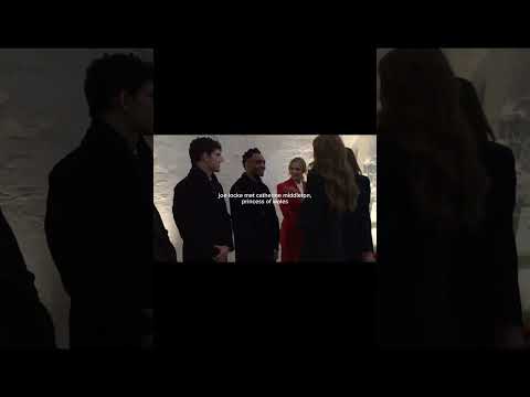 Джо Локк встречает принцессу Уэльскую... Кейт Миддлтон. ❤️ #heartstopper #shorts #youtubeshorts