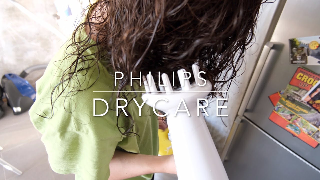 Watch Philips DryCare Advanced Hairdryer HP8232/00 now Philips DryCare Advanced Hairdryer HP8232/00