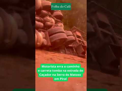 Piraí - Carreta tomba na Serra do Matoso após motorista seguir rota errada indicada por GPS