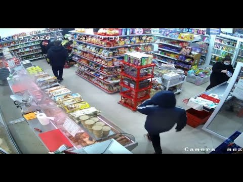 Doi indivizi au FURAT dintr-un magazin din Murfatlar: îi recunoașteți?