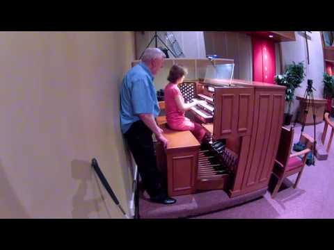 "Pictures at an Exhibition - Promenade" on pipe organ - Rachel Flowers