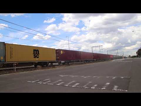 VL360 VL356 on Freight at Huntingdale