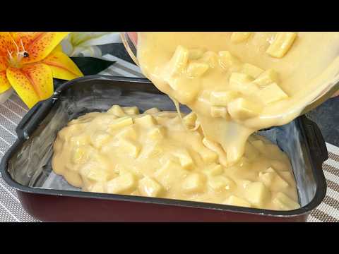 Grandma's apple pie in 5 minutes! 🍎🍏 Simply mix everything together and pop it in the oven! It melts