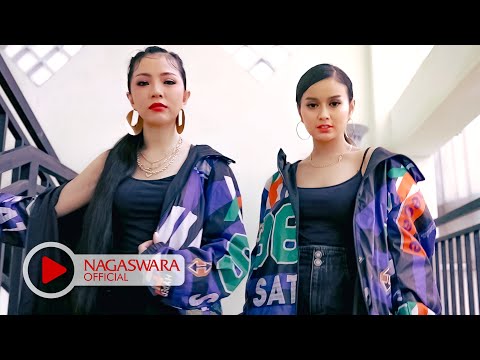 2TikTok - Tiktok Cantik Montok (Official Music Video NAGASWARA)