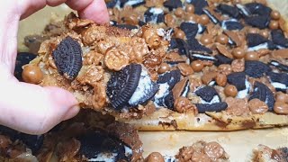 ביסקווטים עם קרמל מלוח ושוקולד Biscuit with   salted caramel and chocolate מטבח בקלי קלות ליהי קרויץ (ליהי קרויץ - מטבח בקלי קלות) - התמונה מוצגת ישירות מתוך אתר האינטרנט יוטיוב. זכויות היוצרים בתמונה שייכות ליוצרה. קישור קרדיט למקור התוכן נמצא בתוך דף הסרטון