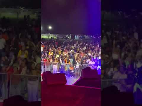 Dosline on That Hip Hop tip @Ultimate Party