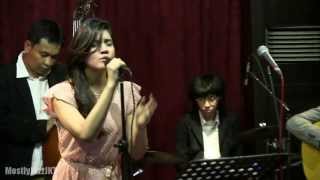 Download lagu Monita Tahalea - Saat Teduh @ Mostly Jazz 21/08/13 [HD] mp3